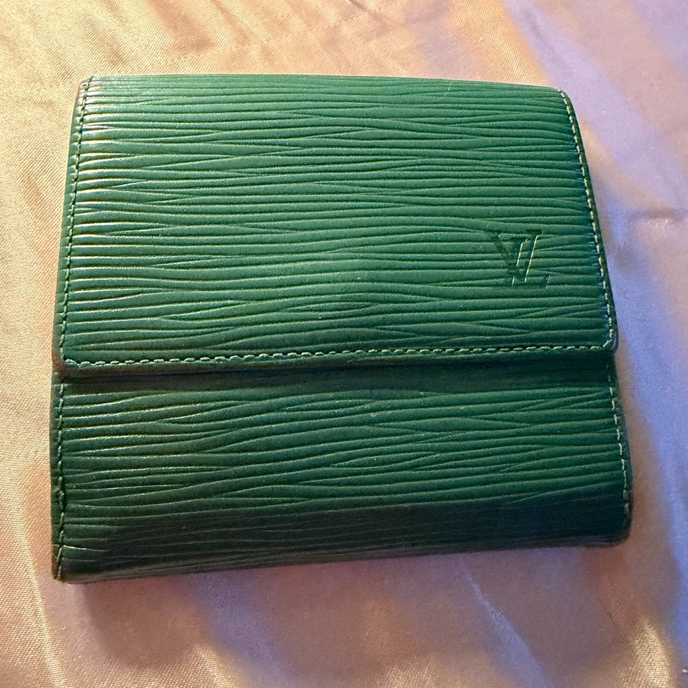 Louis Vuitton Vintage Green Epi Leather Compact Wallet Made in France